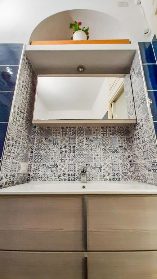 Altido Lovely 1-Br Flat With Easy Access To Centre Milan Luaran gambar